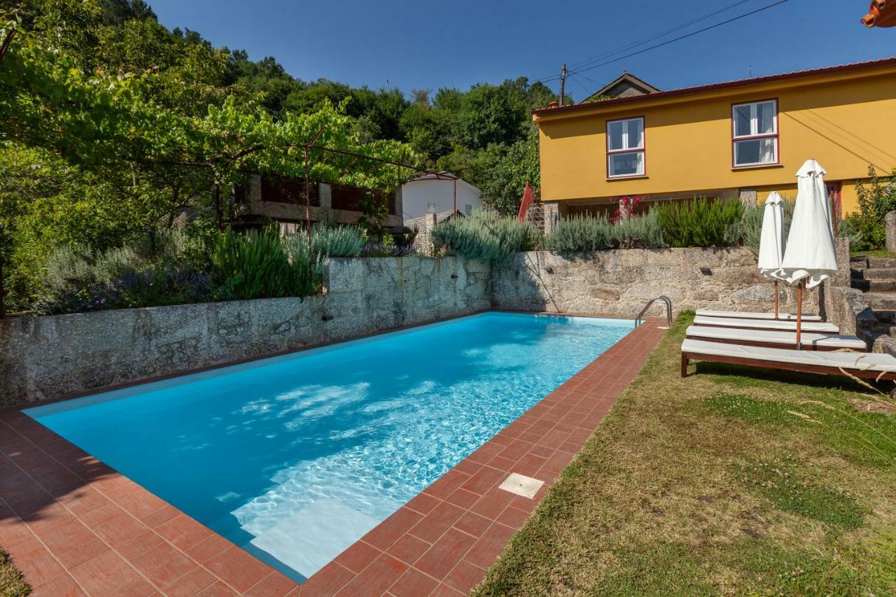 Casa Do Eido - Sustainable Living & Nature Experiences Geres Luaran gambar
